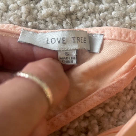 Cutest Peach 🍑 Romper - Picture 7 of 9